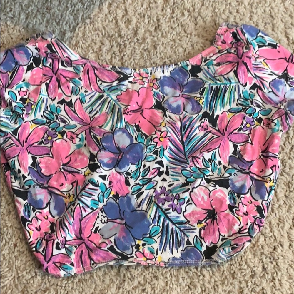 Crop top